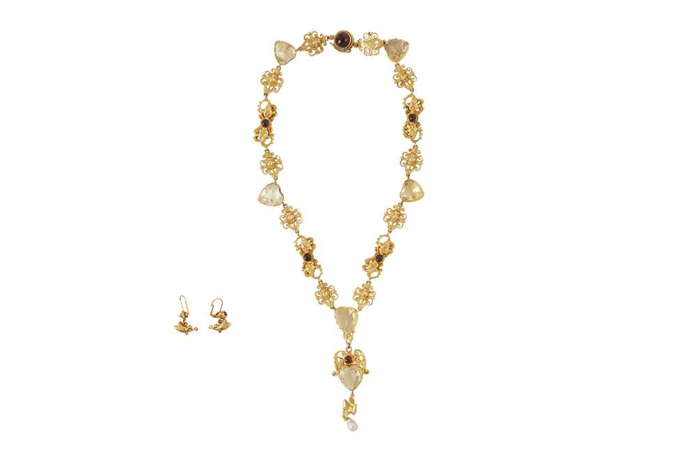 Lot 13 - A citrine and garnet necklace and earring suite