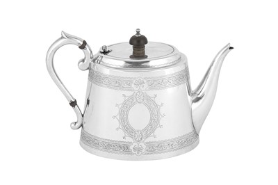 Lot 95 - A late 19th century Indian Colonial silver teapot, Madras circa 1900 by T.R. Tawker and Sons