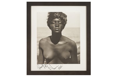 Lot 215 - Herb Ritts (1952-2002)