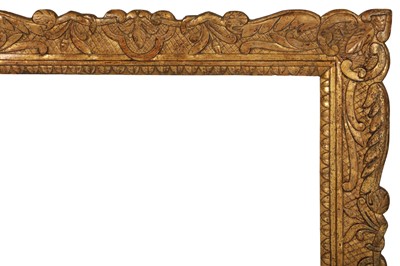 Lot 124 - AN ITALIAN EARLY 19TH CENTURY CARVED AND GILDED FRAME