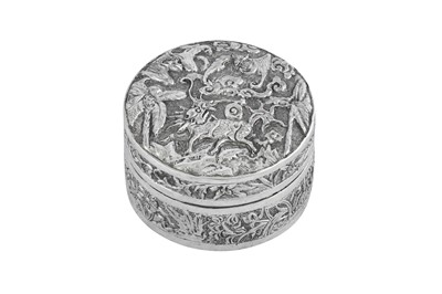 Lot 206 - A late 19th century Chinese Export silver box, Caton circa 1880 retailed by Wang Hing