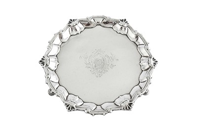 Lot 653 - A George II sterling silver waiter, London 1749 by John Robinson II (this mark reg. 3th July 1739)