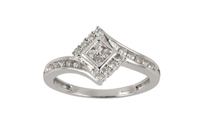 Lot 164 - A diamond ring