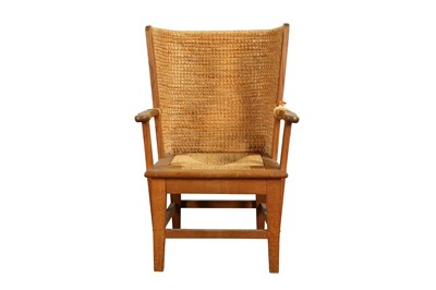 Lot 325 - A LATE 20TH CENTURY CHILD'S ORKNEY OAK CHAIR, BY REYNOLD EUNSTON FOR DAVID KIRKNESS