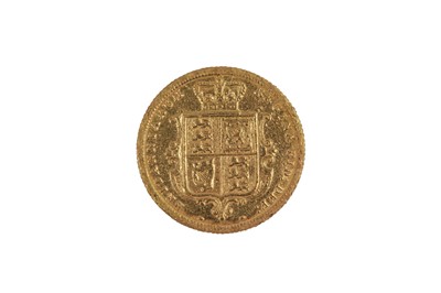 Lot 84 - A QUEEN VICTORIA 1885 GOLD HALF SOVEREIGN COIN