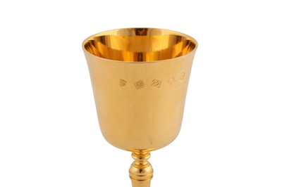 Lot 452 - A cased Elizabeth II 22 carat gold wine goblet, London 1967 by Tessiers (Herbert and Laurie Parsons)