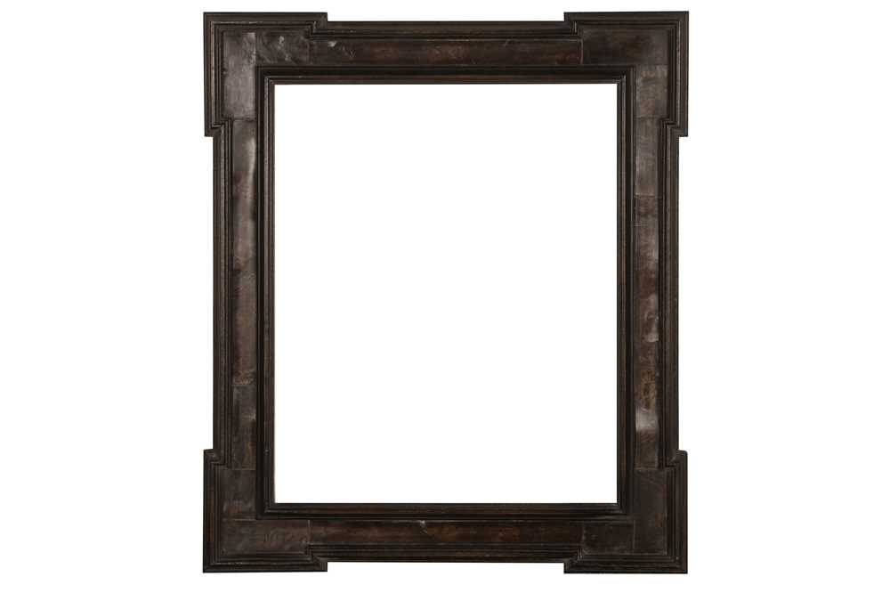 Lot 133 - A NORTHERN EUROPEAN 17TH CENTURY STYLE EXTENDED CORNER CASSETTA WITH BURR VENEER FLAT FRAME
A NORTHERN EUROPEAN 17TH CENTURY STYLE EXTENDED CORNER CASSETTA WITH BURR VENEER FLAT FRAME