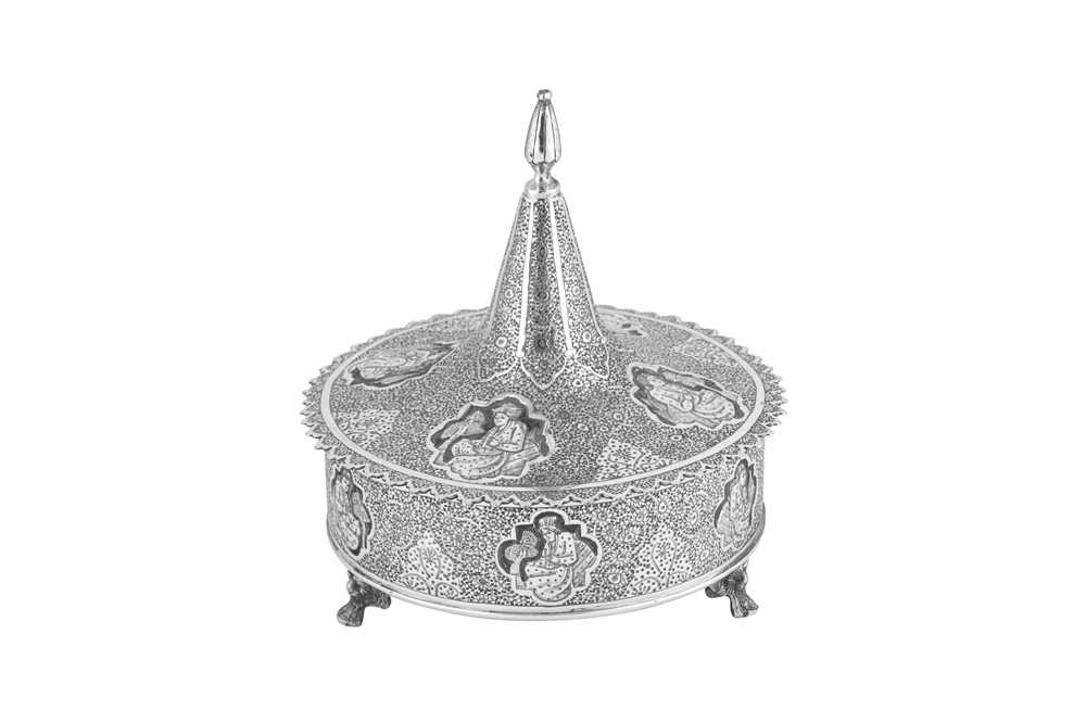 Lot 281 - An early to mid-20th century Persian (Iranian) silver confectionary (suhan) box, Isfahan circa 1930-40 mark of Fadavi