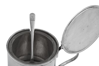 Lot 555 - Cape interest – A George III Scottish sterling silver mustard pot, Edinburgh 1774 by Patrick Robertson