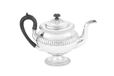 Lot 351 - An early 19th century Danish silver teapot, Copenhagen 1831 by Levin Dyrkopf (active 1790-1843)