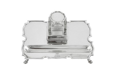 Lot 38 - A Victorian sterling silver inkstand, London 1900 by Charles Stuart Harris