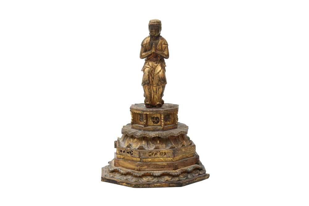 Lot 302 - A JAPANESE GILT-WOOD BUDDHIST FIGURE.