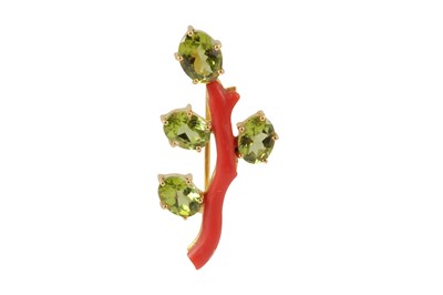 Lot 201 - λ A coral and peridot brooch