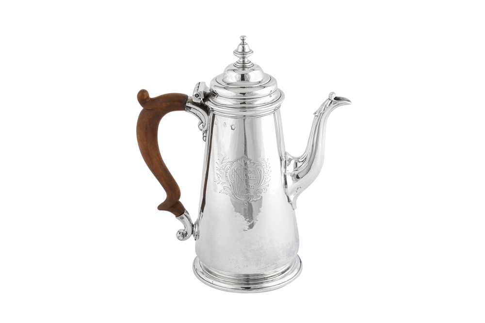 Lot 697 - A George II sterling silver coffee pot, London 1741 by George Wickes (this mark reg. 6th July 1739)