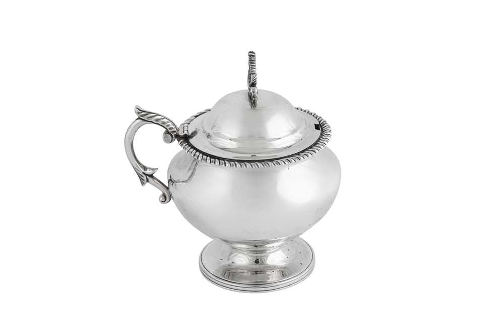 Lot 87 - An early to mid-20th century Indian Colonial silver ‘Bengal club’ mustard or chutney pot, Calcutta circa 1930