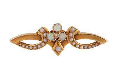 Lot 49 - An opal and seed pearl brooch