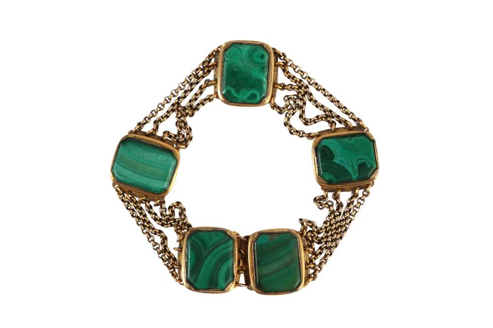 Lot 204 - A malachite bracelet