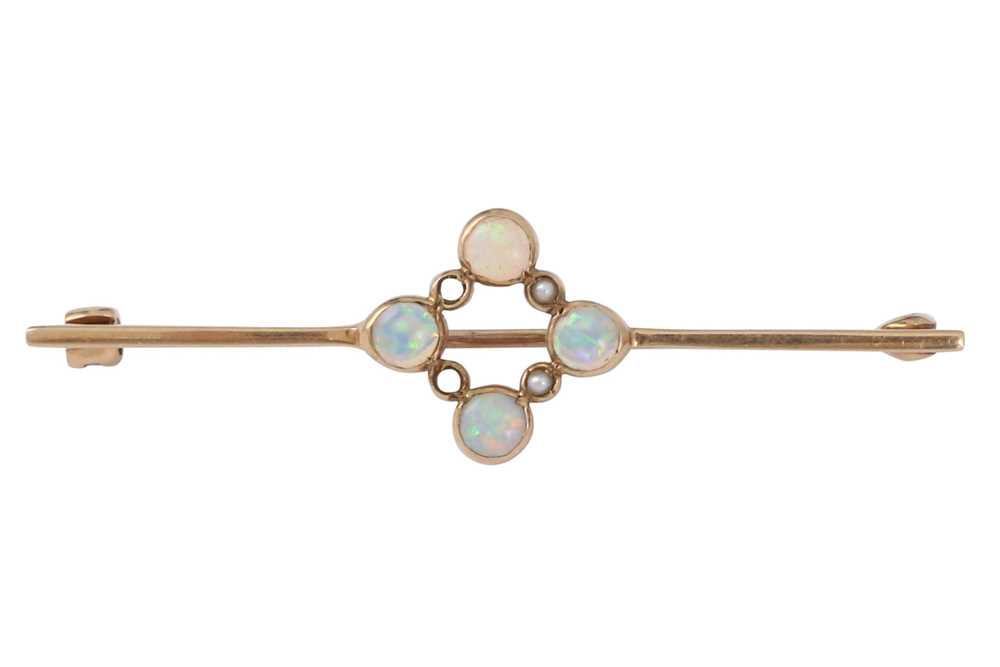 Lot 114 - AN OPAL AND SEED PEARL BROOCH