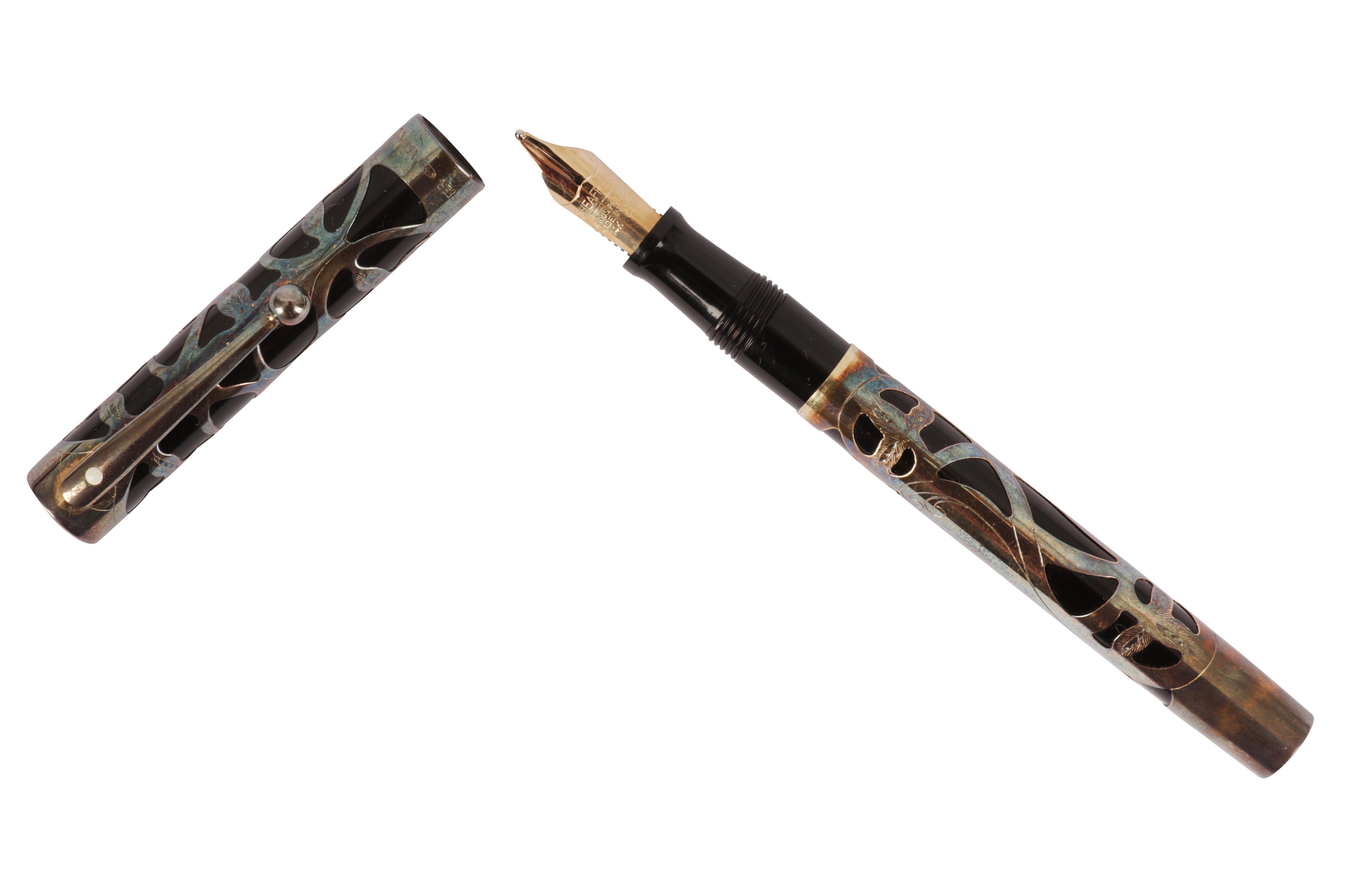 Lot 110 AN AMERICAN W. A. SHEAFFER PEN CO.