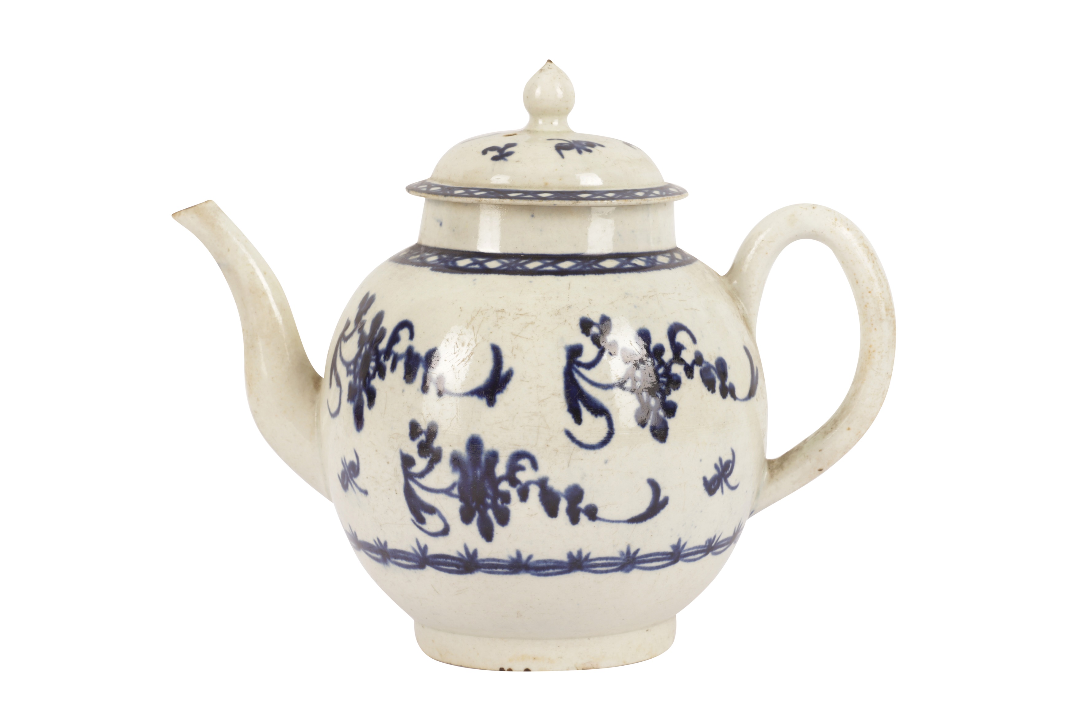 Lot 131 - A LIVERPOOL PORCELAIN TEAPOT AND COVER, 18TH