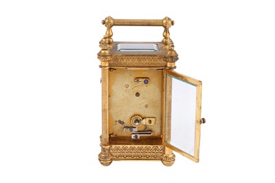 Lot 15 - A LATE 19TH CENTURY GILT BRASS CARRIAGE CLOCK