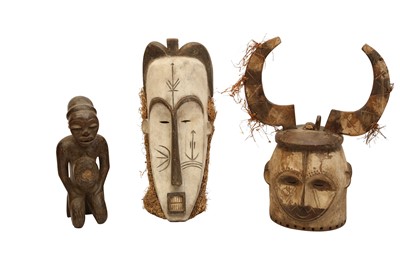 Lot 458 - A COLLECTION OF AFRICAN TRIBAL CARVINGS