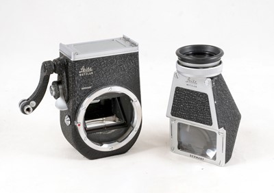 Lot 85 - A Extensive Leica Visoflex Close-Up Outfit.