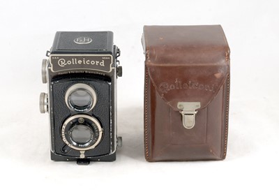 Lot 308 - A Rolleicord II (Type 1) TLR