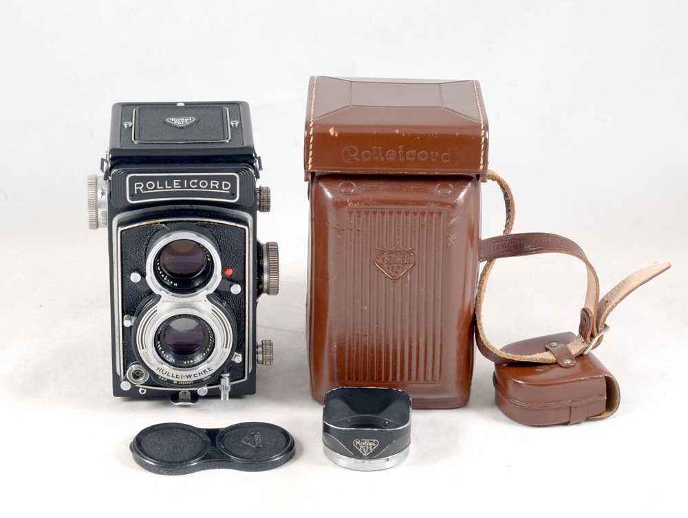 Lot 312 - A Rolleicord Vb TLR #2655680, With 75mm f3.5