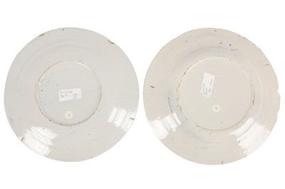 Lot 146 - TWO SMALL DELFTWARE POTTERY PLATES, CIRCA 1780-1800