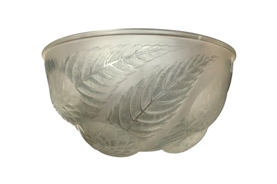 Lot 29 - RENE LALIQUE (FRENCH, 1860 - 1945)
