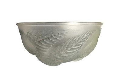 Lot 29 - RENE LALIQUE (FRENCH, 1860 - 1945)