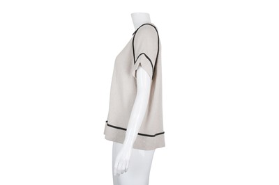 Lot 243 - Brunello Cucinelli Beige Fine Knit Jumper - Size L