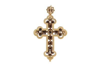 Lot 30 - A diamond and black enamel cross pendant