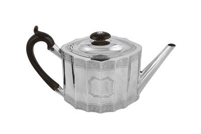 Lot 594 - A George III sterling silver teapot, London 1791 by William Abdy II