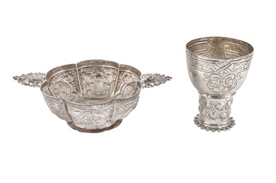 Lot 32 - AN EARLY 20TH CENTURY GERMAN SILVER GOBLET, HANAU BY NERESHEIMER, IMPORT MARKS FOR LONDON 1902 BY BERTHOLD MULLER