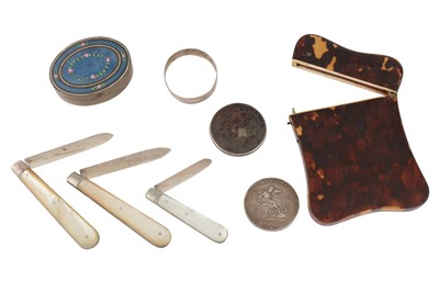 Lot 53 - A MIXED GROUP OF OBJECTS OF VERTU