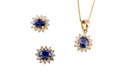 Lot 182 - A sapphire and diamond cluster necklace and earstud suite