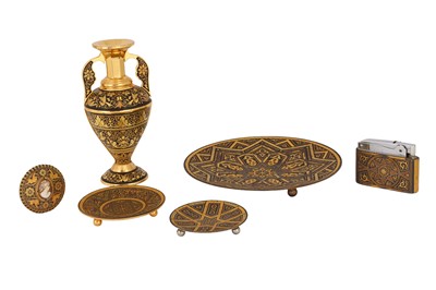 Lot 809 - A MISCELLANEOUS GROUP OF SIX DAMASCENED TOLEDO WARE ITEMS
