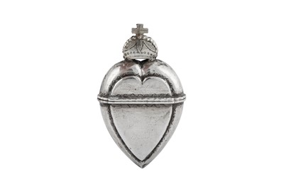 Lot 350 - An early 19th century Norwegian silver hovedvandsæg (heart shaped spice box), Bergen 1831