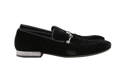 Lot 540 - Louis Vuitton Men's Black Slip On Dress Loafer - Size 6.5
