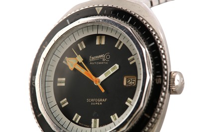 Lot 4 - A VERY RARE EBERHARD & CO MEN'S STAINLESS STEEL AUTOMATIC DIVER'S BRACELET WATCH WITH BAKELITE BEZEL