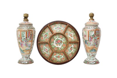 Lot 125 - A PAIR OF CHINESE CANTON FAMILLE ROSE VASES AND COVERS AND A DINNER SET.
