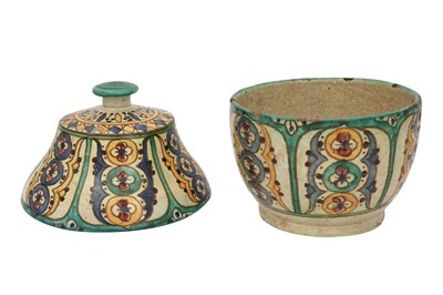 Lot 796 - A TUNISIAN CHEMLA POTTERY JAR WITH COVER