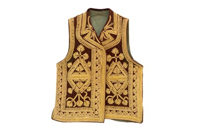 Lot 680 - AN EMBROIDERED WAISTCOAT
