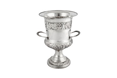 Lot 155 - A late 20th century modern Indian silver wine cooler