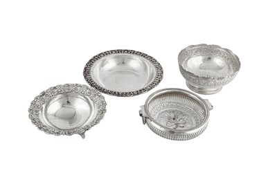 Lot 157 - Four late 20th century modern Indian silver fruit bowls