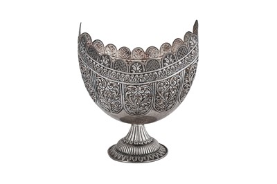 Lot 142 - A late 20th century modern Indian silver potpourri vase