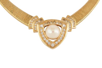 Lot 41 - A FAUX PEARL NECKLACE BY CHRISTIAN DIOR
