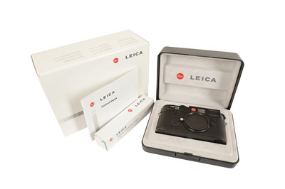 Lot 172 - A Leica M6 TTL Rangefinder Camera Body